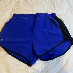 Under Armor blue sport shorts